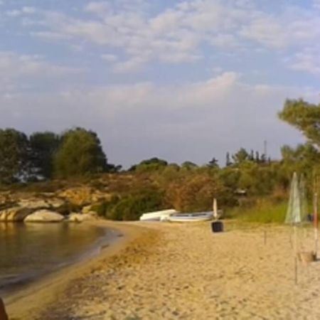 אורמוס פנגיאס Havikee, Private Beach Villa! מראה חיצוני תמונה