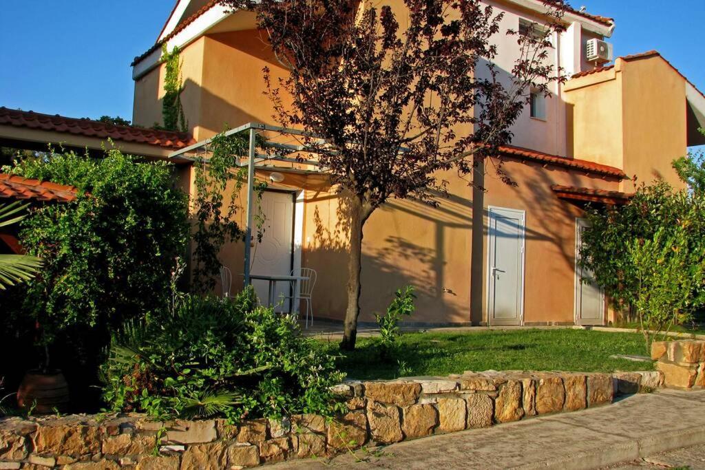 אורמוס פנגיאס Havikee, Private Beach Villa! מראה חיצוני תמונה